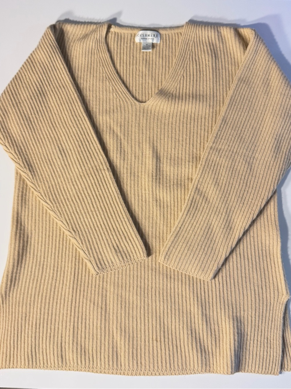Vintage Sutton Studio | Cashmere Women's Camel Ribbed V-Neck Sweater Boho Medium